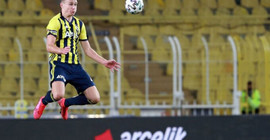 Fenerbahçe'nin yıldızı Attila Szalai'ye talip var