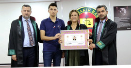 Türkan Elçi avukatlık ruhsatını aldı