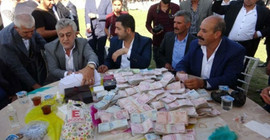 Hakkari'de aşiret temsilcileri, düğünde 50 bin TL üzerinde takı takmayı yasakladı