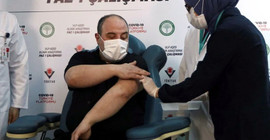 Bakan Varank: Benim de Faz-1 gönüllüsü olduğum VLP aşısının Faz-2 klinik çalışmaları sonuçlandı