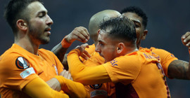 Galatasaray liderliğini korudu