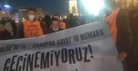 Taksim’de dolar protestosu: Dolar 10 tl - sarayda hayat 10 numara