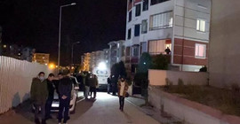 Bunalımda olan genç, anne ve babasını öldürdükten sonra kendi yaşamına son verdi