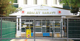 19 siyasetçi ve sendikacı için tutuklama talebi