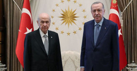 Kulis: Bahçeli ve Erdoğan ‘yüzde 50+1’ görüşmesinde ‘uzlaştı’