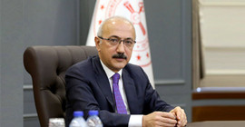 Deniz Zeyrek: Lütfi Elvan havlu atabilir