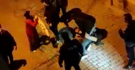 Polis şiddeti: Darp edilerek gözaltına alınan genç tutuklandı, şiddeti önlemek isteyen annesi de itildi