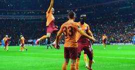 6 gollü maçın ardından Galatasaray bir üst turu garantiledi