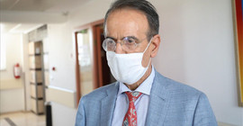 Prof. Dr. Ceyhan: 'Molnupiravir'de kesin veri yok, yine acele ediyoruz