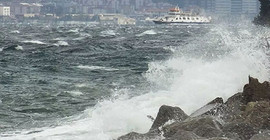 Marmara ve Ege'de kuvvetli rüzgar uyarısı