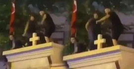 Kilise duvarında oynayanlar hakkında istenen ceza 1 yıl