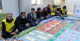 İhraç edilen öğretmenler 2 günlük eylemlerini sonlandırdı