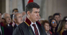 Avukatlardan Feyzioğlu’na ‘Arkanı dön ve çık’