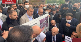 Şenyaşar ailesini ziyaret eden Kılıçdaroğlu: Bir evladın, kardeşin olarak bu davanın takipçisi olacağım