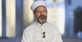 Ali Erbaş: Sanal alemin cazibesine kapılıp kendimizi kaybettik