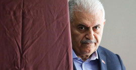 Binali Yıldırım'dan 'kur' açıklaması: Bu böyle sürmeyecek, her zorluğun arkasında bir ferahlık var