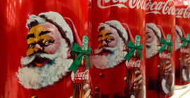 Noel Baba aslında Coca-Cola reklamı mı: Türkiye'deki Katolik liderler ne diyor?
