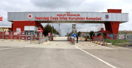 İHD, işkenceye uğrayan Yasin Eneç'i ziyaret etti: Zor konuşuyordu