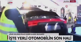 Canlı yayında TOGG'un bagajını açan muhabire azar