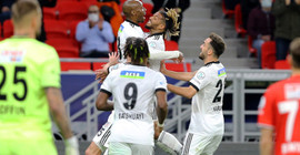 Beşiktaş, Antalyaspor'u Süper Kupa finalinde de devirdi
