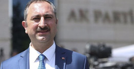 Adalet Bakanı Gül: Türkiye'de artık darbe anayasasına son vermenin vakti gelmiştir