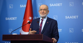 Karamollaoğlu Covid-19 nedeniyle hastaneye kaldırıldı