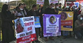 SMA'lı çocukların aileleri eylem yaptı: Milletvekillerinden birinin çocuğu olsaydı ilaçlar gelmişti