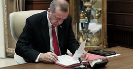 Froeign Policy: Erdoğan itiraz eden ekonomi yetkililerinin işini bitiriyor