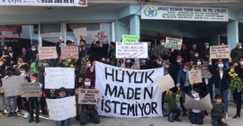 Hatay'da halk tarım arazilerini ve içme su kaynaklarını yok edecek madene karşı ayakta
