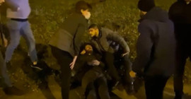 Trafik kazasında yaralanan gence, ilk müdahaleyi Canan Kaftancıoğlu yaptı