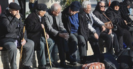 'En düşük emekli maaşı asgari ücrete eşitlensin' teklifine AKP ve MHP'den ret