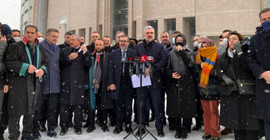 AKP teşkilatlarından Sedef Kabaş'la ilgili 81 ilde suç duyurusu