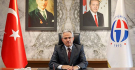 Şahin’in ‘deli’ diye şikayet ettiği rektör: Hocalığa devam edeceğim, kim ne derse desin
