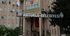 Artuklu Belediye Meclisi'nde HDP önergesine destek veren AKP'lilere saldırı