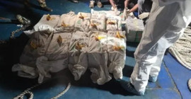 Gine'de Türk bayraklı teknede 528 kilo kokain ele geçirildi
