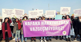 Kadınlardan nafaka düzenlemesine karşı eylem: Emeğimizi gasp etmenize izin vermeyeceğiz
