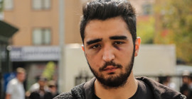 AVM'de iki kişiyi bıçaklayan eski hakim ve eski savcının oğluna 5 ay ceza