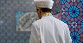 AKP, Diyanet Akademisi kurmak için Meclis'e teklif sundu