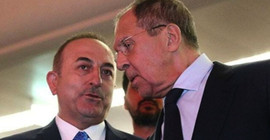 Bakan Çavuşoğlu, Lavrov ile görüştü: Askeri operasyonları durdurun