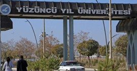 Irkçı saldırıları protesto eden 4 öğrenci gözaltına alındı