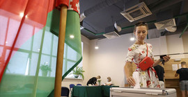 Belarus’ta halk anayasa değişikliğini destekledi