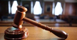 Mahkemeden 'silah' kararı: Annesine şişe fırlatan sanığa 2 yıl hapis cezası