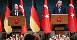 Erdoğan: NATO üyesi ülkelerin yapamadığını Rusya'ya rağmen Ukrayna'ya yaptık