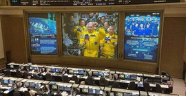 Ukrayna renkleriyle ISS'ye giren Rus kozmonotlardan açıklama