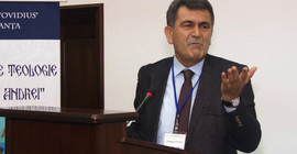 Atila Sertel: DEÜ İlahiyat Fakültesi dekanı 21 ayrı idari görev üstlenmiş