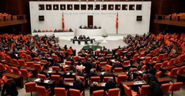 Oluç: Faiz lobileri kazandıkça halk kaybediyor