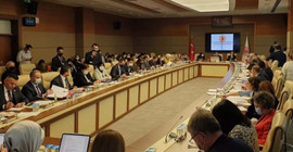Kadına ve sağlık çalışanlarına şiddete yönelik teklif Adalet Komisyonu'nda kabul edildi