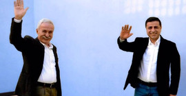 Demirtaş ve Mızraklı'dan mesaj: Yollar engebeli olabilir, elbet bir gün o limana varacağız
