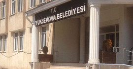 Kayyım belediye arsalarını satışa çıkardı