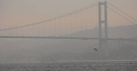 İstanbul Boğazı sis nedeniyle gemi trafiğine kapatıldı